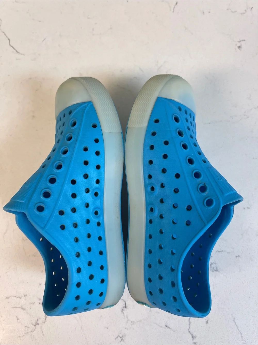 Native Jefferson Sugarlite Glow - Wave Blue / Glow Kids Water Shoes Size 9